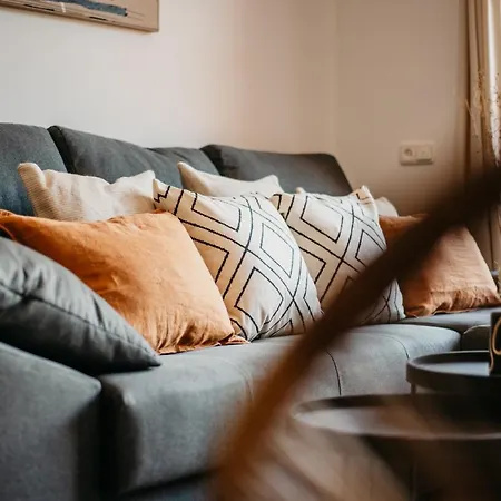 Apartamento Tuguest Halcón Granada
